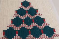 kerstboomquilt in elkaar